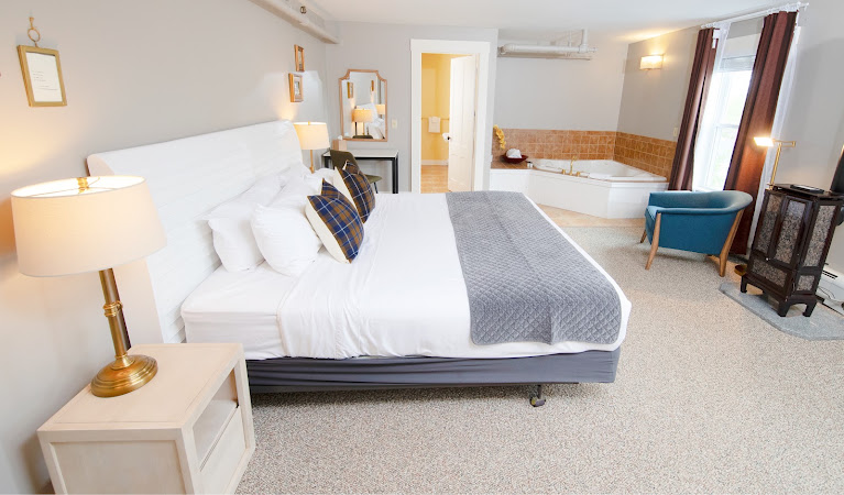 Photo of New London Inn